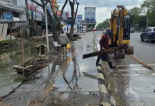 Proyek Jembatan Penghubung Korbankan Trotoar, Kadis PUPR: Izin PBG Belum Ada