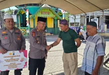 Sambut Bhayangkara ke-80, Polisi Serahkan Kambing untuk Haul ke-100 Datu Surgi Mufti