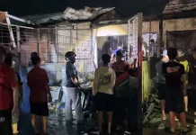 Kebakaran di Sungai Andai Hanguskan Ruko dan Kios saat Pemadaman Listrik