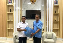 Bantuan Ratusan Bibit Patin dari DKP3 Ditebar di Sungai RRI Banjarmasin