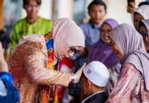 Momentum Hari Asyura, Wali Kota Banjarbaru Salurkan Santunan untuk Anak Yatim