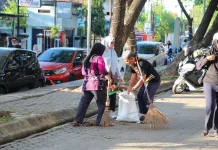 Diserbu Sampah, Pemko Banjarmasin Gelar Aksi Bersih-Bersih Kawasan Menara Pandang