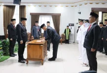 Bupati Batola Lantik 74 Pejabat, Tekankan Amanah dan Integritas