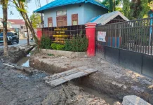 Proyek Drinase di Pemurus Dalam Banjarmasin jadi Sorotan, Diduga Asal-Asalan?