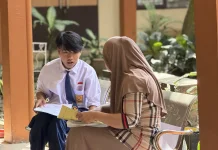 Daftar Ulang SPMB SMKN 4 Banjarmasin Berjalan Lancar
