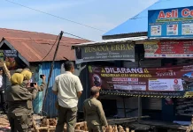 Jalan Ambles Sungai Lulut, Satpol PP Larang Warga Renovasi di Bantaran Sungai