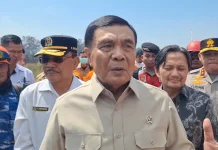 Menko Polkam Tinjau Penanganan Karhutla di Kalsel