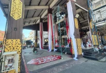 Jelang HUT RI ke-81, Bagian Umum Percantik Balai Kota Banjarmasin!