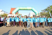 Ribuan Warga Ikuti Jalan Sehat HUT RI dan Harjad Kalsel ke -76