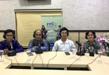 Gunakan Gawai dan Merokok saat Berkendara Ganggu Keselamatan Jalan
