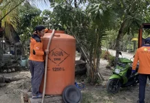 BPBD Banjar Salurkan Ribuan Liter Air Bersih ke Desa Salat Makmur