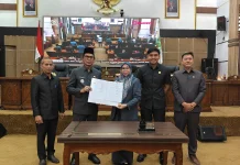 DPRD dan Pemkab Balangan Sepakati Raperda Perubahan APBD 2026