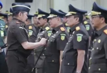 Sukarman Sumarinton Resmi Gantikan Tiyas Widiarto sebagai Kajati Kalsel