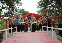Polda Kalsel Resmikan 22 Jembatan Merah Putih Presisi