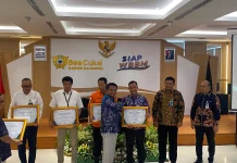 BRI Region 14 Banjarmasin Raih Bea Cukai Award