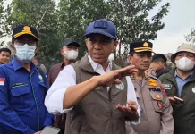 Menhut Raja Juli Pantau Langsung Penanganan Karhutla di Kalsel