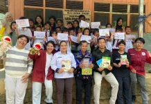 Menembus Meratus, Relawan Lintas Komunitas Edukasi Anak Papagaran