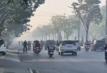 Imbas Kabut Asap Kalsel, Orang Tua Anak Down Syndrome Pilih Mengungsi