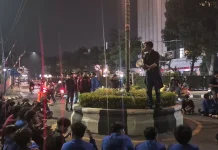 Gelar Aksi di DPRD Kalsel, Mahasiswa Desak Evaluasi Penanganan Karhutla