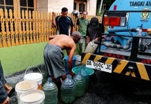 Air Bersih Seret, PAM Bandarmasih Turunkan Mobil Tangki ke Wilayah Ujung