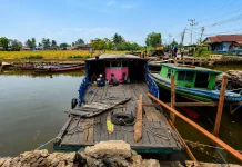 Wali Kota Yamin Apresiasi Penyeberangan Pasca Jembatan Sakaharang Ambruk