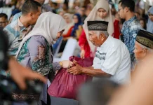 Wali Kota Lisa Angkat Perhatian untuk Penggali Kubur, 464 Orang Terima Insentif