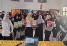 Dinkes Kalsel Edukasi Santriwati Waspadai Dampak Asap Karhutla