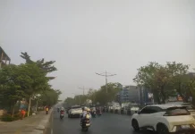 Kalsel Cerah Berawan, Bandara Syamsudin Noor Diselimuti Kabut Asap