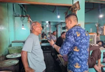 Warung Hallo, Legenda Kuliner Pagi di Pasar Lama Banjarmasin