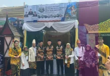 Bupati Lamongan Apresiasi Stand MAN 2 Banjarmasin di EXTRANAS 2026