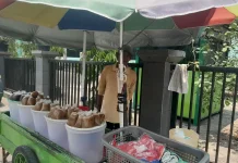 Pak Alus Penjual Aneka Ragam Bubur Khas Banjar
