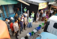 Atasi Dampak Kemarau, PAM Bandarmasih Salurkan Bantuan Air Bersih ke Banyiur Luar