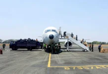 Perkuat Penanganan Karhutla Kalsel Boeing 737 TNI AU Bawa Dukungan Oksigen dan APD