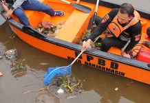 Sungai Bukan Tempat Sampah, Polresta Banjarmasin Ajak Warga Jaga Lingkungan