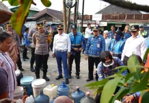 Kemarau Panjang, Wali Kota Banjarmasin Tinjau Distribusi Air Bersih Kuin Cerucuk