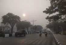 Kalsel Cerah Berawan, Bandara Syamsudin Noor Kabut Asep