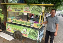 Es Pisang Ijo Khas NTB, Kuliner Segar di Banjarmasin