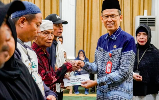 Baznas Banjarbaru Salurkan Santunan Ramadan bagi Mustahik