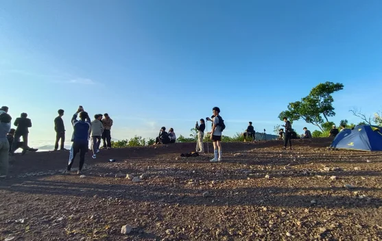 Bukit Manjai, Jalur Menantang dengan Pesona Alam Memikat