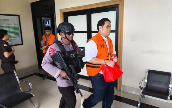 Mantan Kajari HSU dan Anak Buah Didakwa Pasal Komulatif