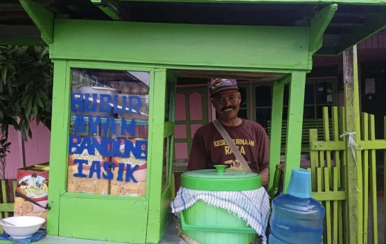Resep Turun Temurun Jadi Andalan Bubur Ayam Ajid