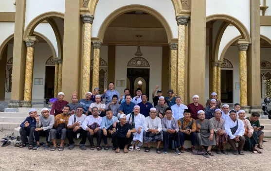 Alumni Darul Hijrah Angkatan IV Gelar Reuni Perdana di Cindai Alus Martapura