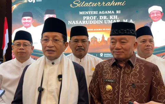 Soroti Karhutla, Menag Minta Warga Kalsel Jaga Kelestarian Alam