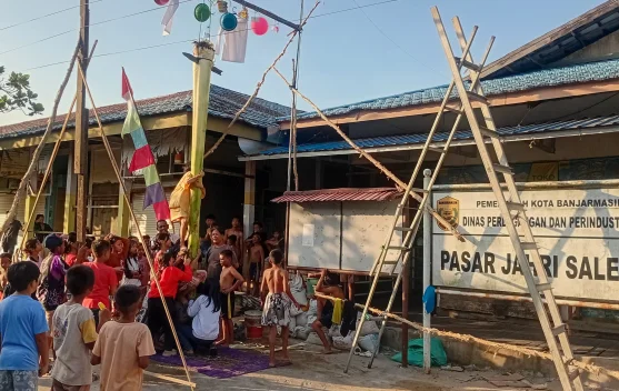 Semarak HUT ke-81 RI, Anak-anak Meriahkan Lomba di Pasar Jahri Saleh