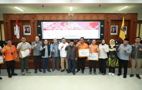Komisi VIII DPR RI Dorong Penanganan Karhutla Kalsel Secara Lintas Sektor