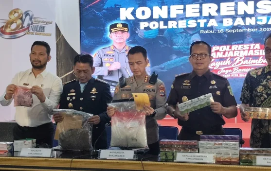 Polresta Banjarmasin Tangkap Kurir Bawa 3 Kg Sabu di Handil Bakti