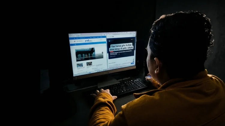 Pentingnya Literasi Digital untuk Tangkal Hoaks