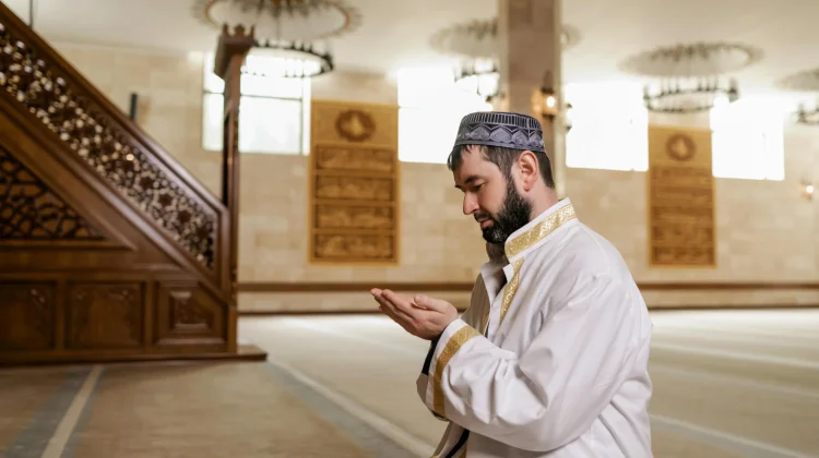 Ramadan, Bulan Suci untuk Meraih Ampunan Allah