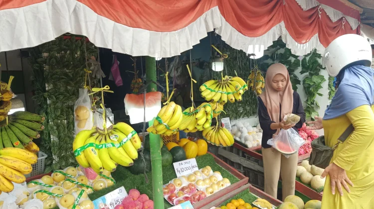 Penjualan Buah di Pasar Ciruas Naik saat Ramadan