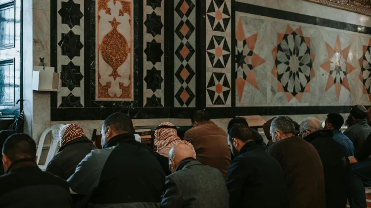 Tarawih Hadirkan Pahala Setara Ibadah Besar